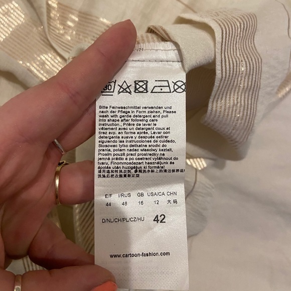 Gold Striped Blouse - Picture 9 of 9